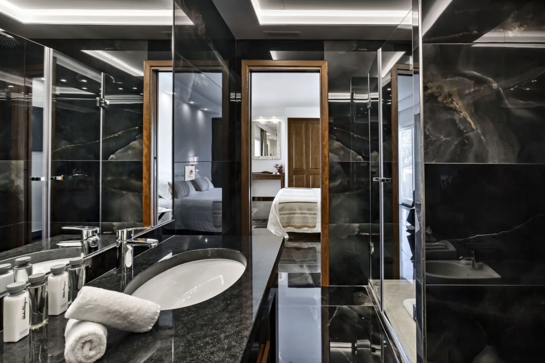 Zimmer Hotel La Rocca Resort & Spa