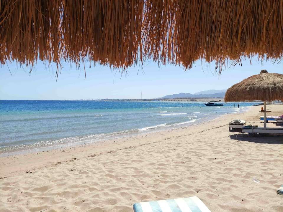 Strand Eagles Paradise Abu Soma