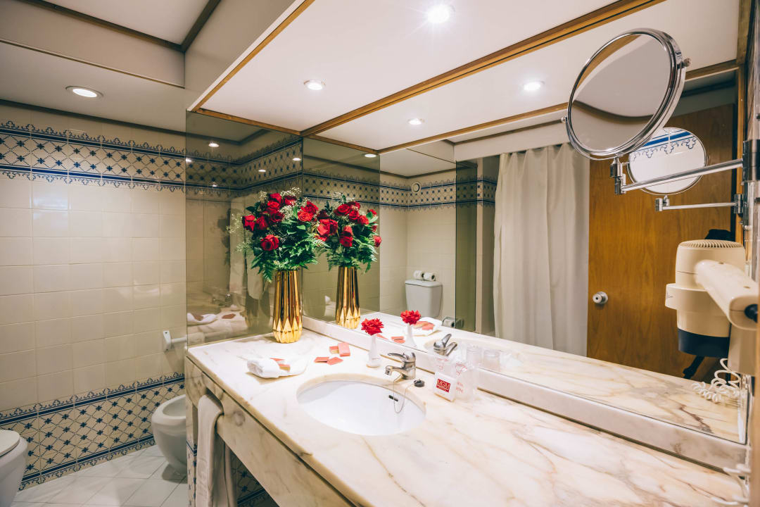 Zimmer Muthu Oura Praia Hotel