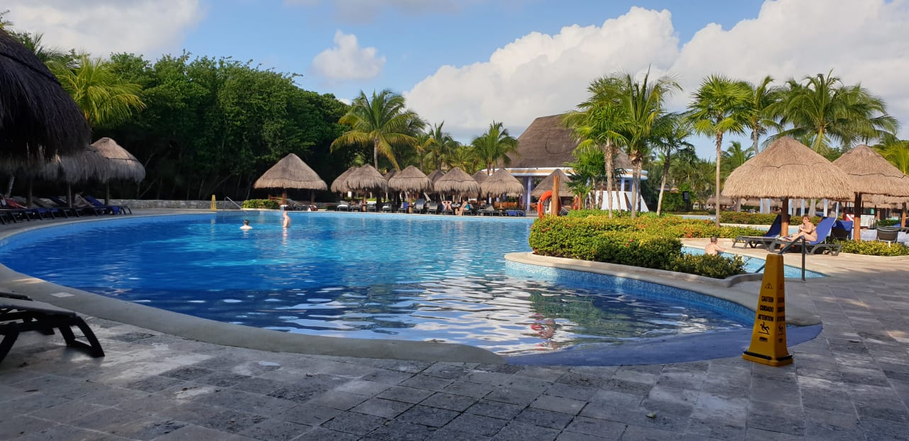 Pool Iberostar Waves Paraiso del Mar