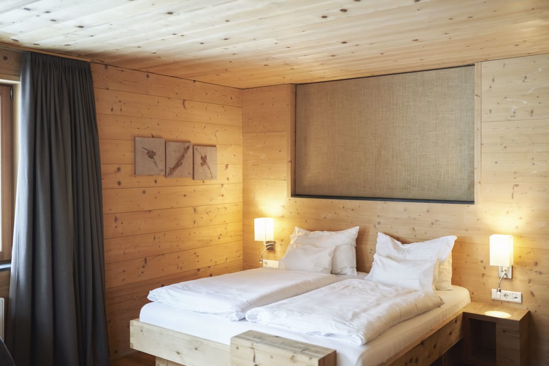 Zimmer Holzhotel Forsthofalm