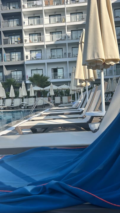 Pool VOX MARIS RESORT
