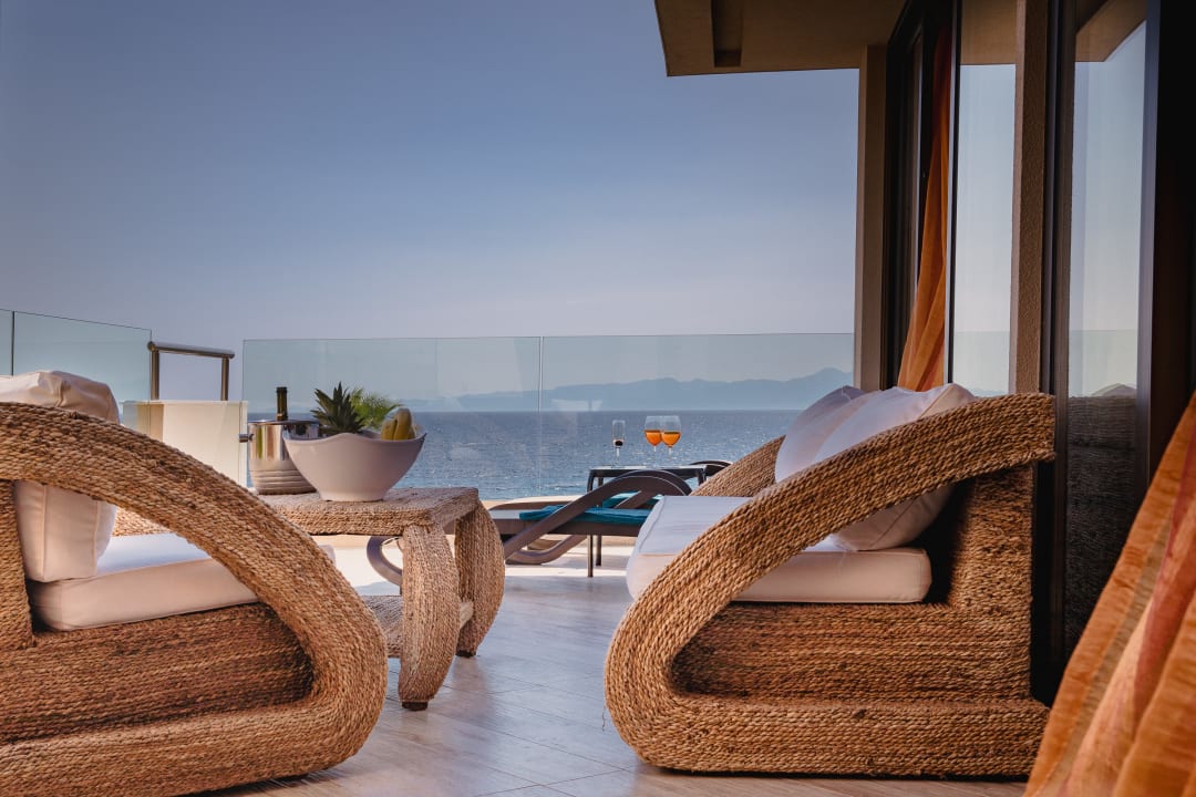 Zimmer Alas Resort & Spa