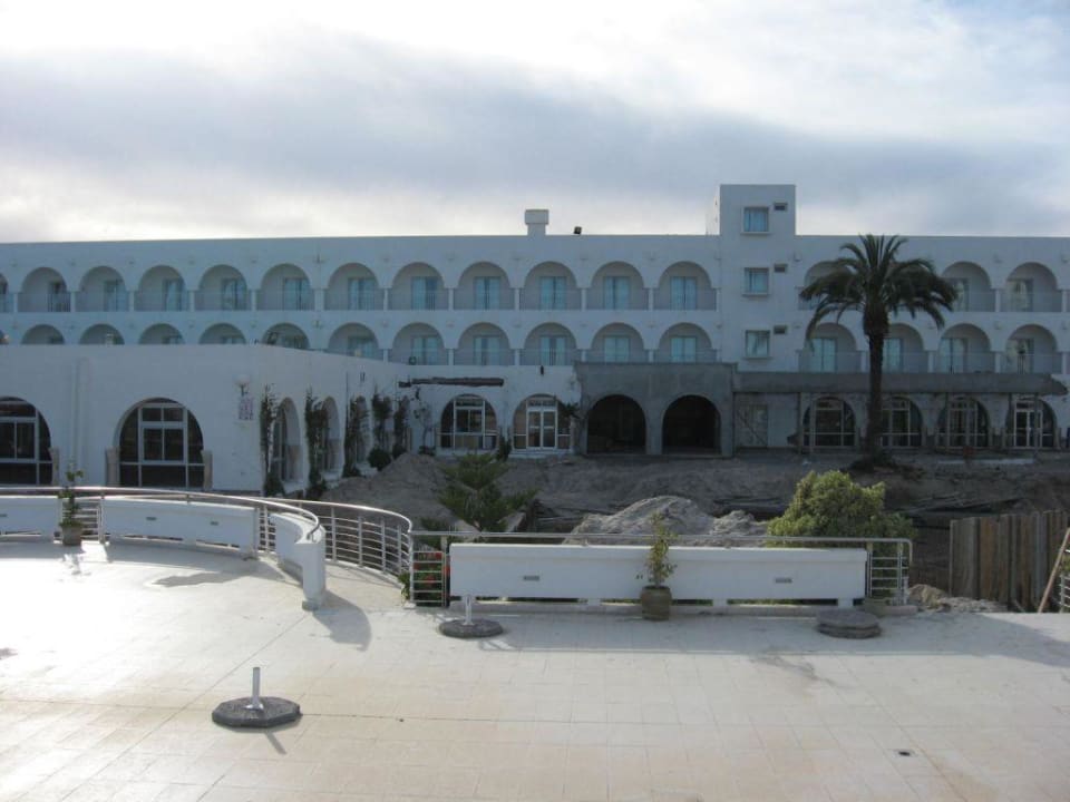 Pool II El Mehdi Beach Resort
