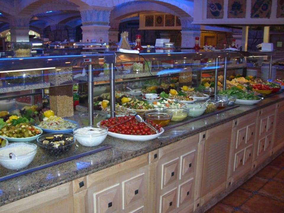 Salatbuffet am Abend Kamelya Aishen Club