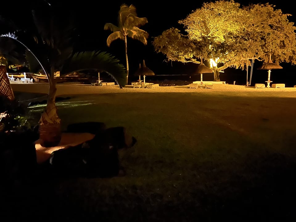 Strand Shanti Maurice Resort & Spa