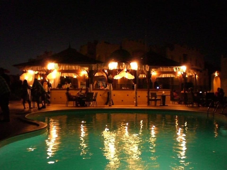 VIP Pool beim Empfang SUNRISE Royal Makadi Resort
