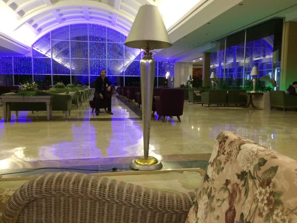 Lobby Hotel Miracle Resort