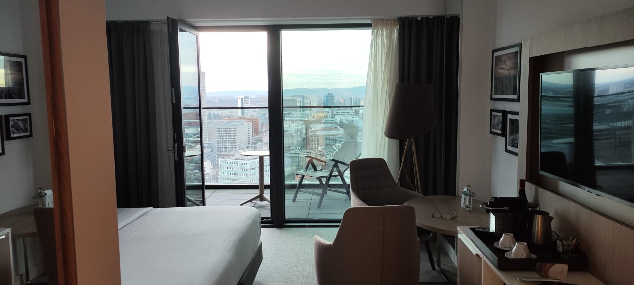 Zimmer Meliá Frankfurt City