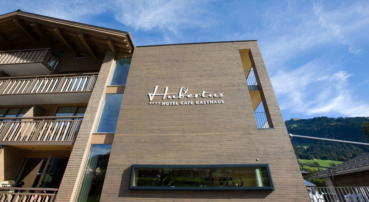 Hotel Café Gasthaus Hubertus in Au - Aussenansicht Hubertus Hotel - Café - Gasthaus
