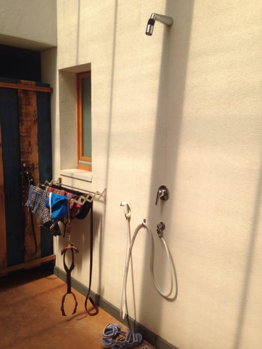 Eigener Vorplatz mit Dusche Guesthouse Caselli Vigole al Sole