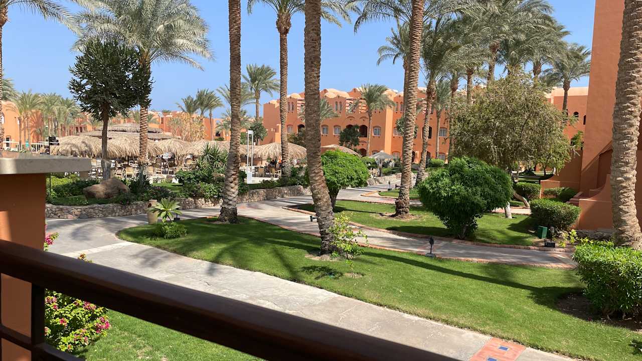 Außenansicht Jaz Makadi Oasis Resort