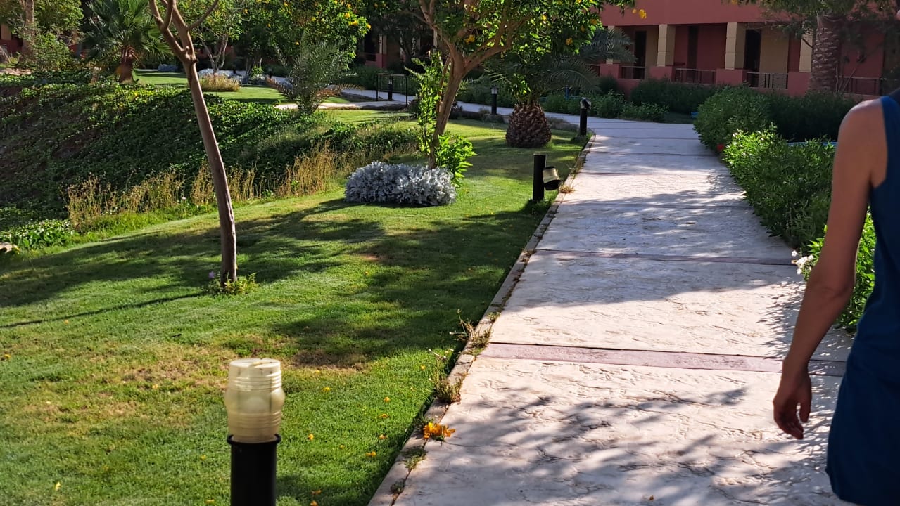 Außenansicht Malikia Resort Abu Dabbab