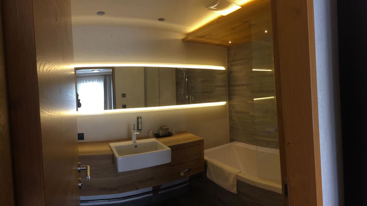 Badezimmer Vitalsuite Alpengasthof Grüner