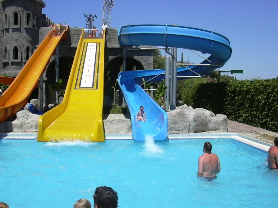 Die 3 großen Rutschen Adalya ArtSide