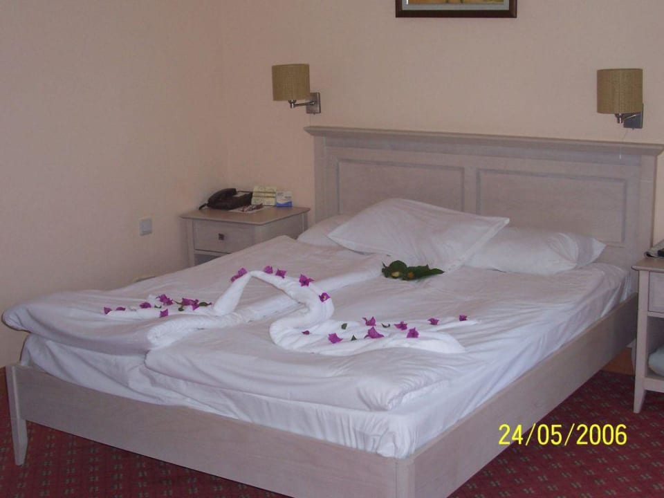 Schlafzimmer Papillon Ayscha