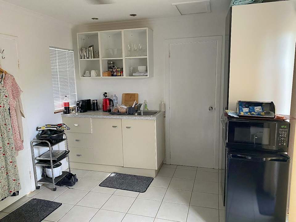 Zimmer South Pacific Bed & Breakfast