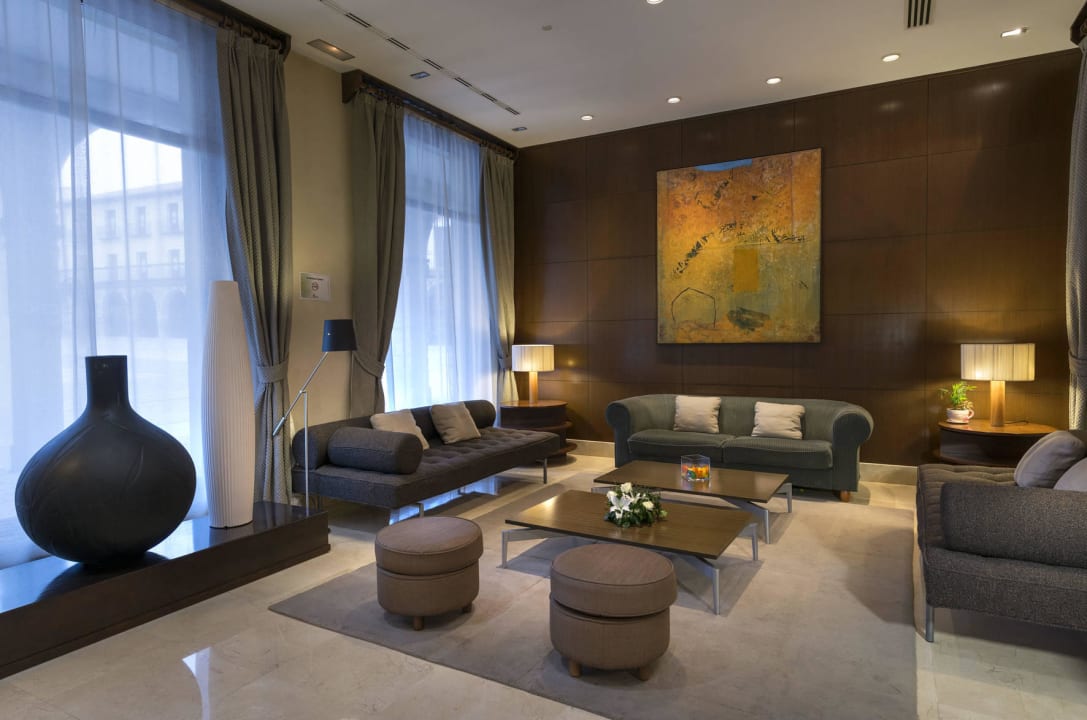 Lobby NH Collection León Plaza Mayor