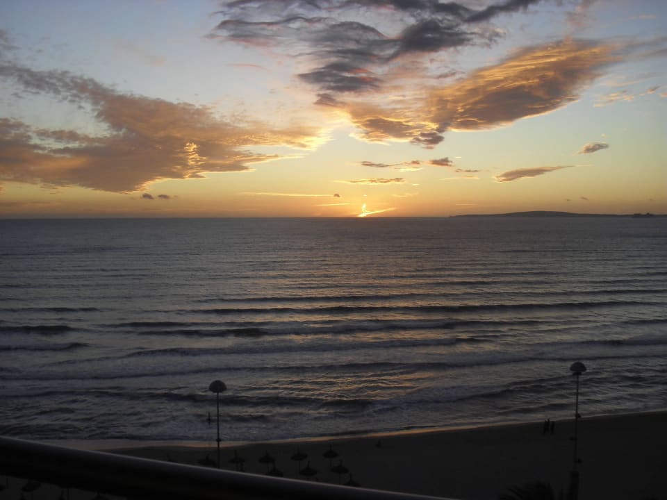 Ausblick - Abendstimmung allsun Hotel Pil-lari Playa