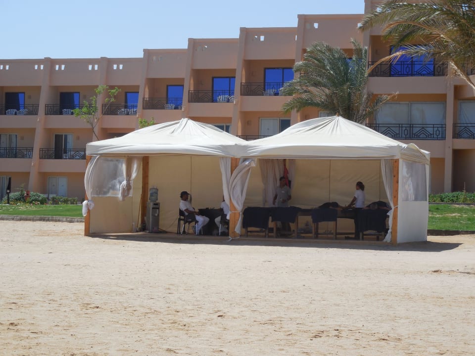 Massage am Strand Jasmine Palace Resort & Spa