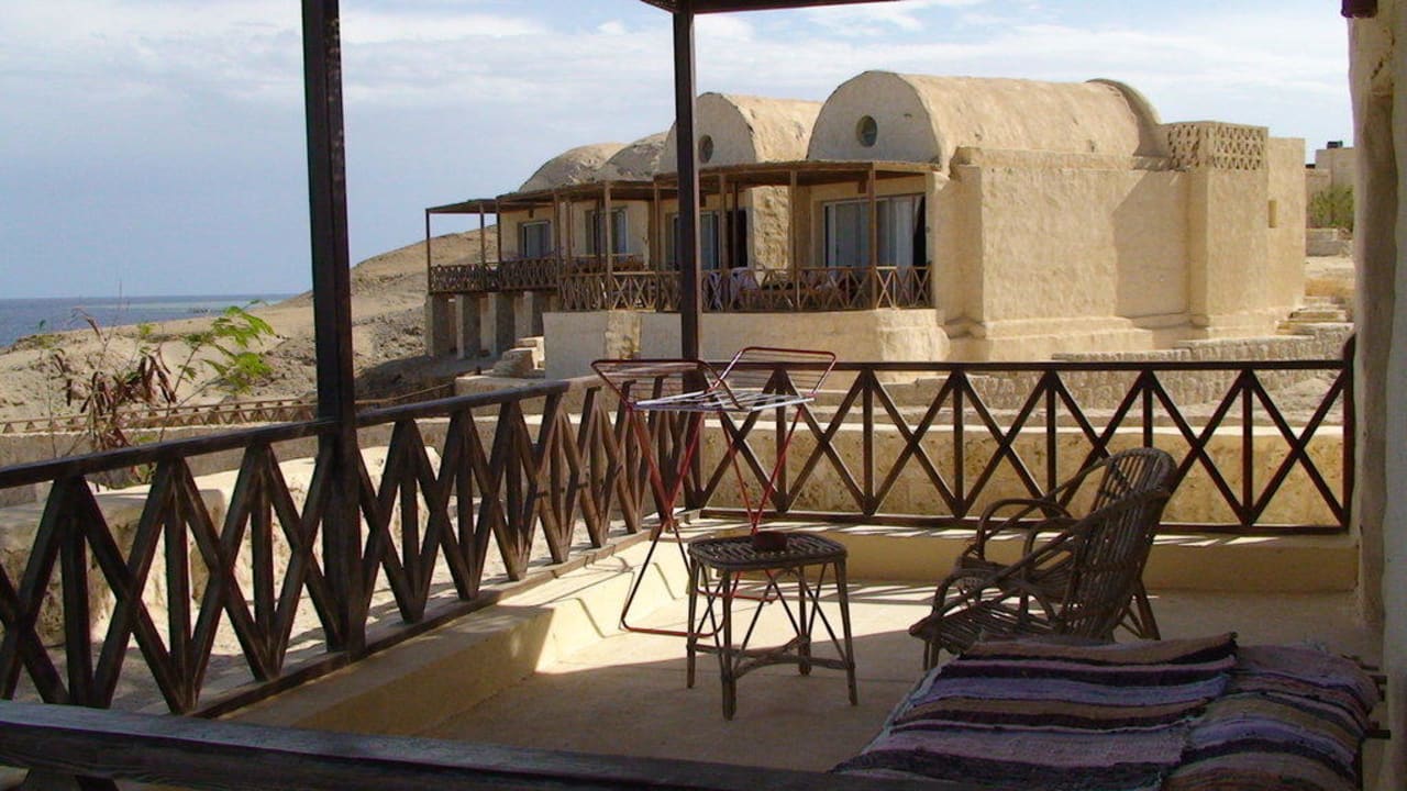 Balkon & Aussicht im alten Deluxe-Zimmer The Oasis Dive Resort