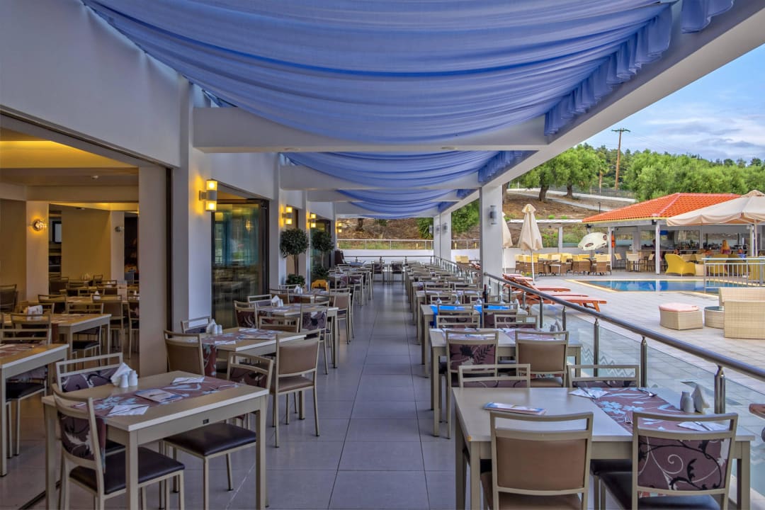 RESTAURANT Hotel Lagomandra Beach