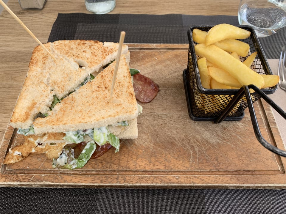 Gastro Club Maspalomas Suites & SPA