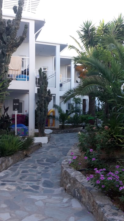 Gartenanlage HARPIN Happy Days Beach Hotel
