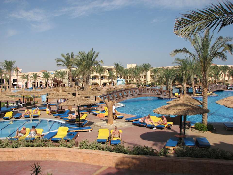 Basen Sea Beach Aqua Park Resort Managed by Blue Resorts
