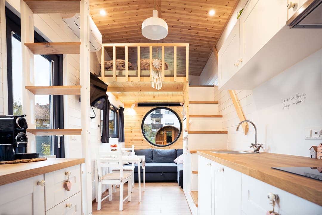 Zimmer Tiny House mit Saunafass und Garten