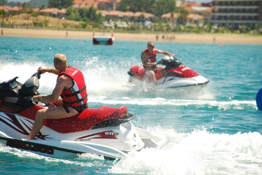 Jeetski Hane Family Resort