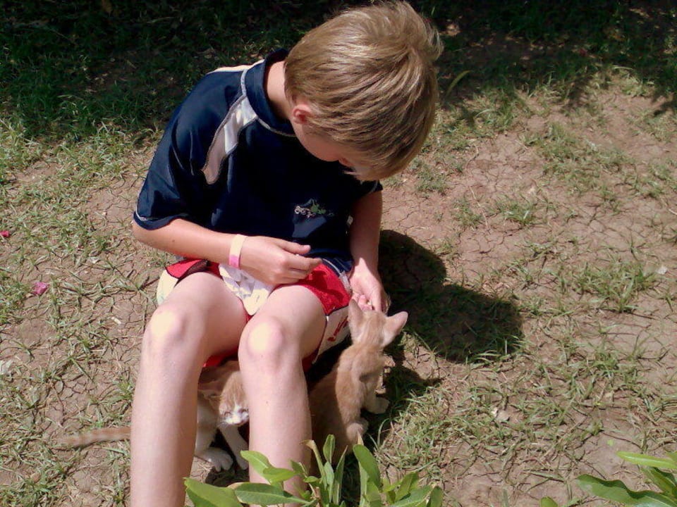 ein glückliches Kind im Garten Giftun Azur Resort
