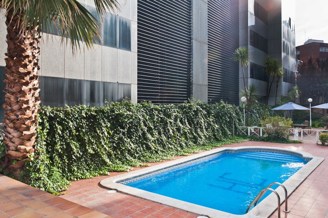 Piscina Hotel Catalonia Bristol