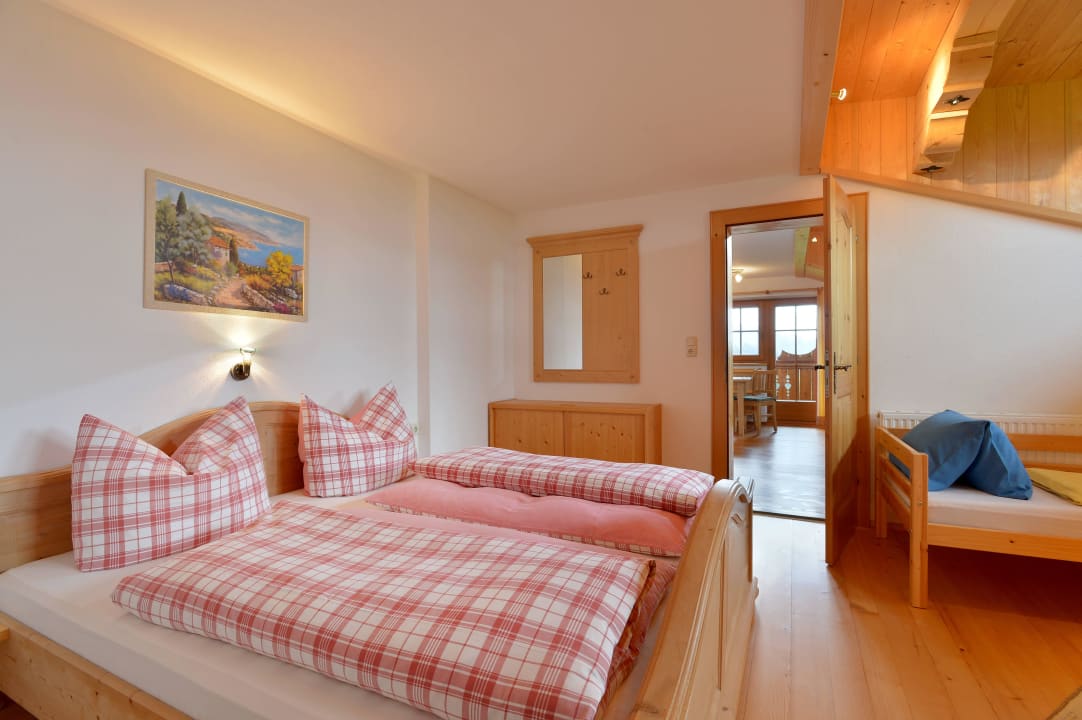 Schlafzimmer Ferienwohnung Hirschbühel