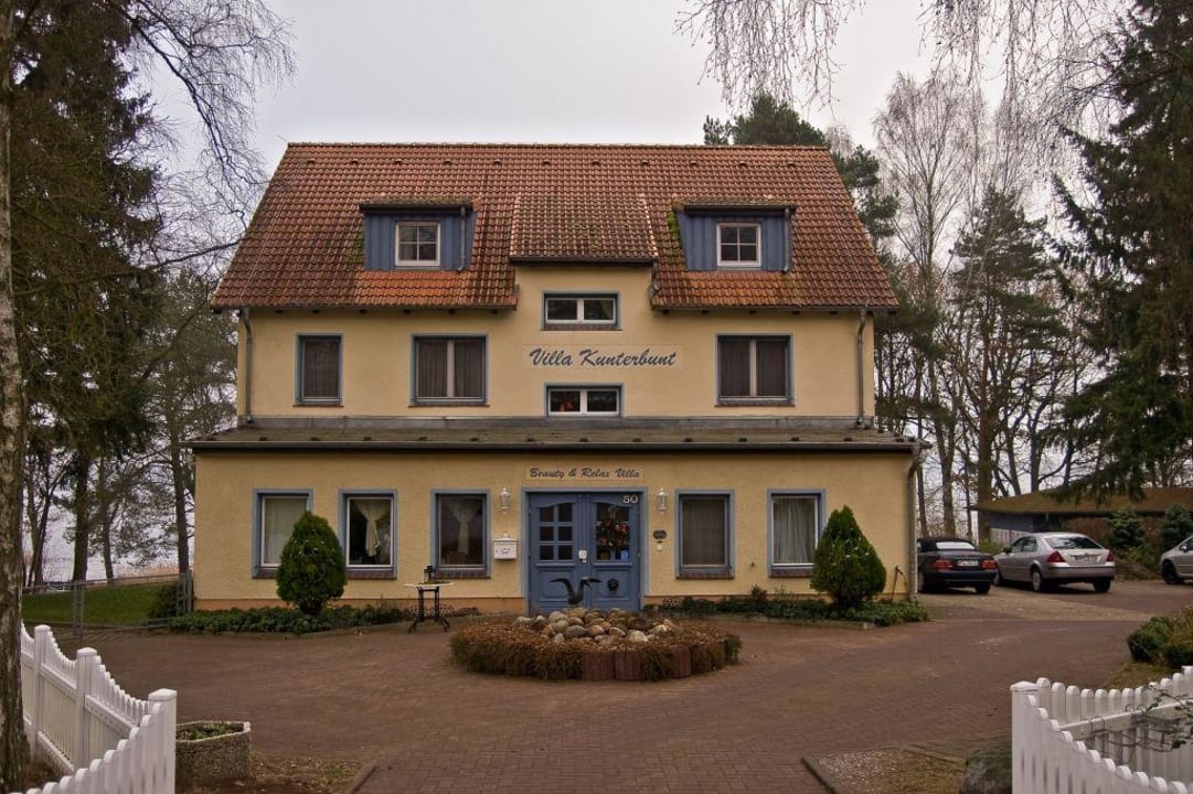 Frontansicht Amy's Wohlfühlvilla