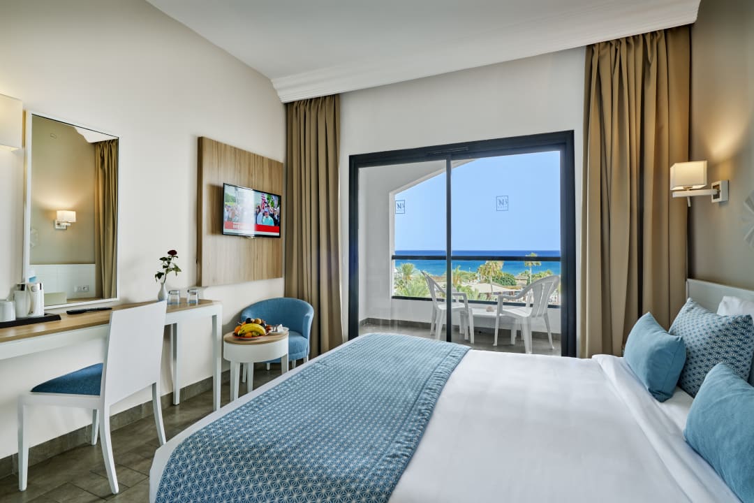 Zimmer Nozha Beach Resort & Spa