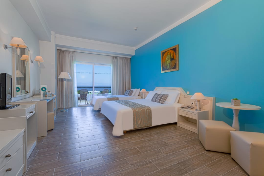 Zimmer Kipriotis Panorama Hotel & Suites