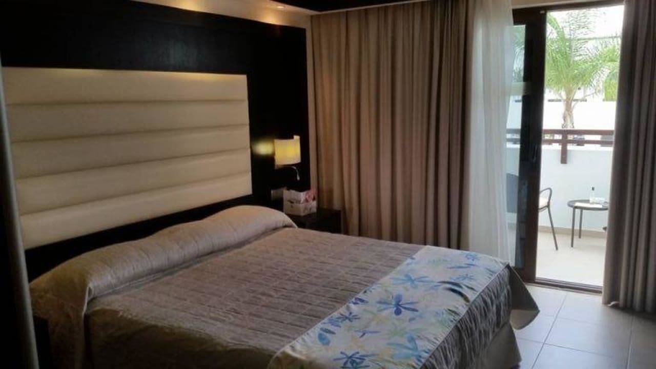 Bett TUI BLUE Oceanis Beach and Spa Resort