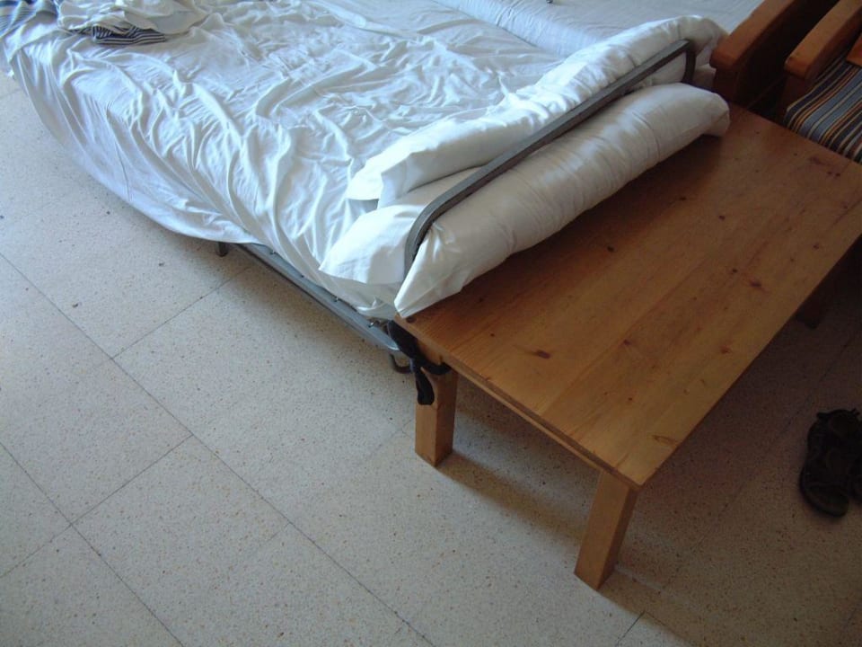 Das Beistellbett... BelleVue Club