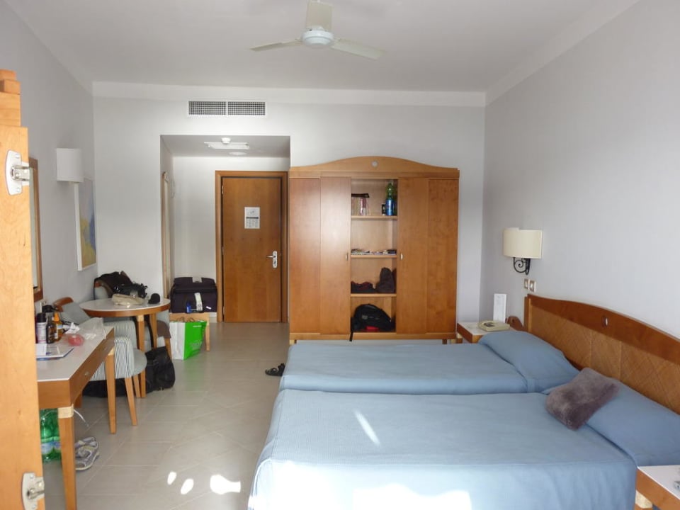 Unser Zimmer im 2. Stock Hotel Calypso