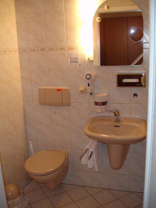 Im Ambiente der 90er Ferienhotel Forelle