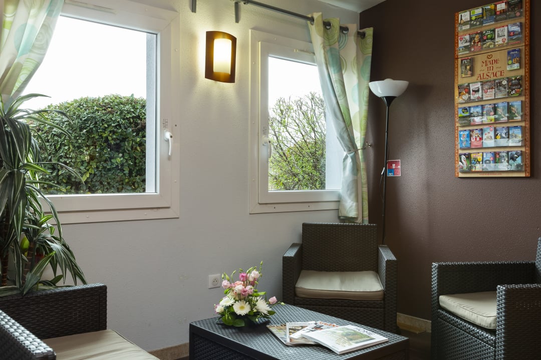Lobby Hotel Roi Soleil - Mundolsheim