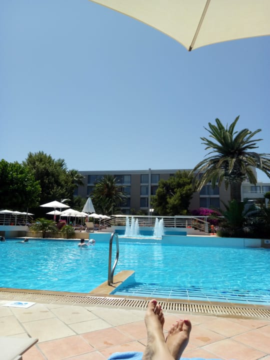 Pool Caravia Beach Hotel