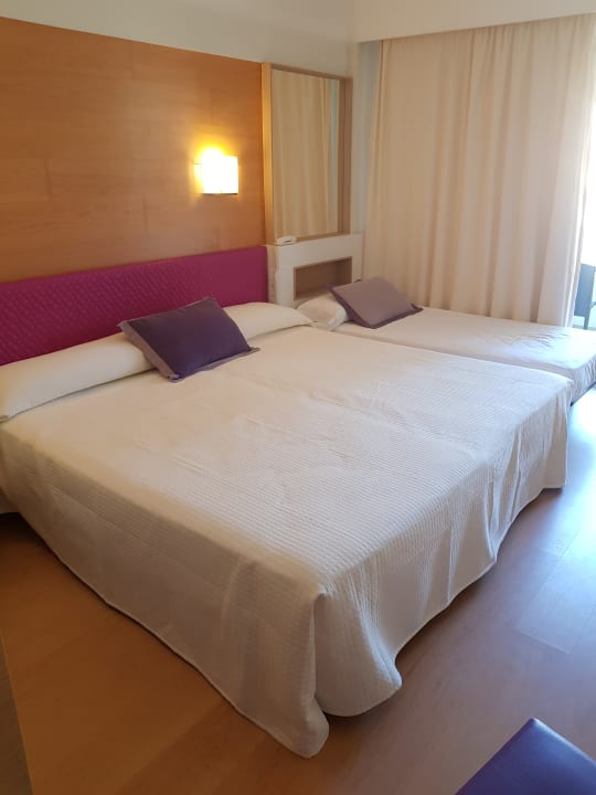 Zimmer Hotel & Spa S'Entrador Playa