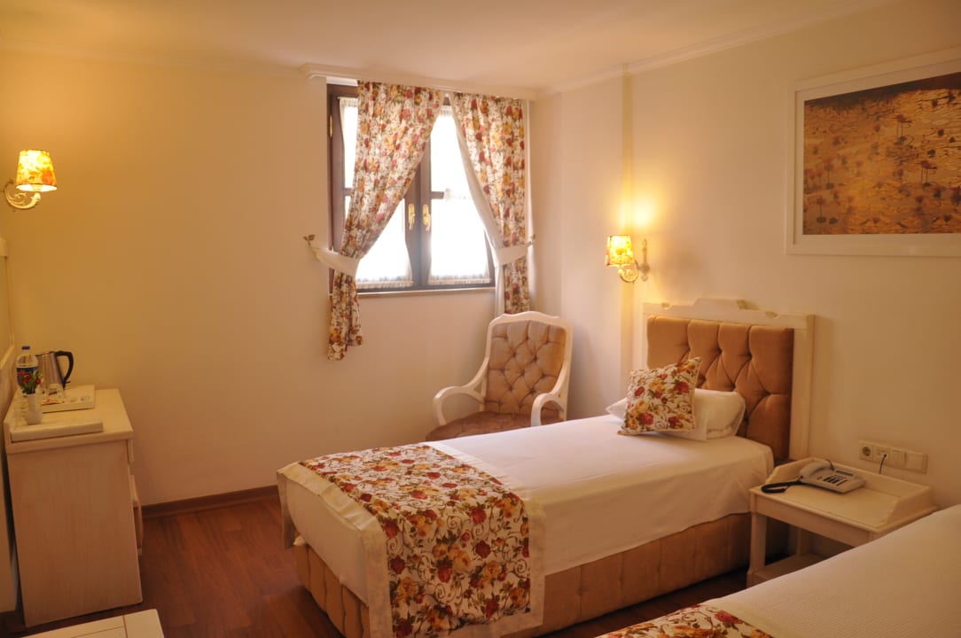 Zimmer Adalya Port Hotel