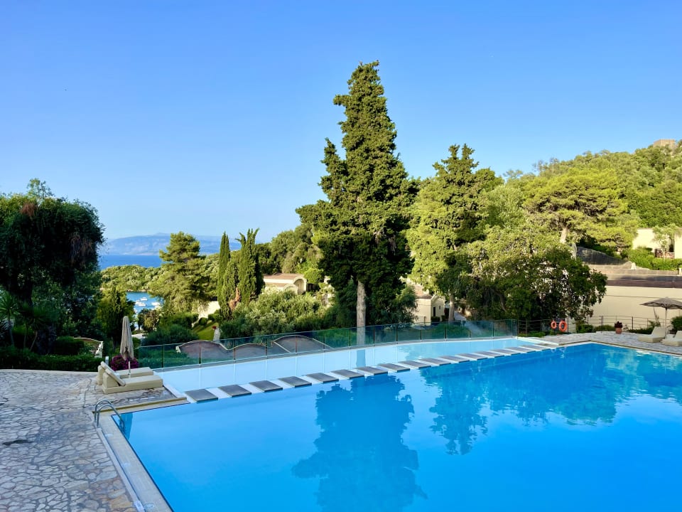 Pool Grecotel LUXME Daphnila Bay