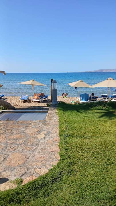 Strand Arina Beach Resort