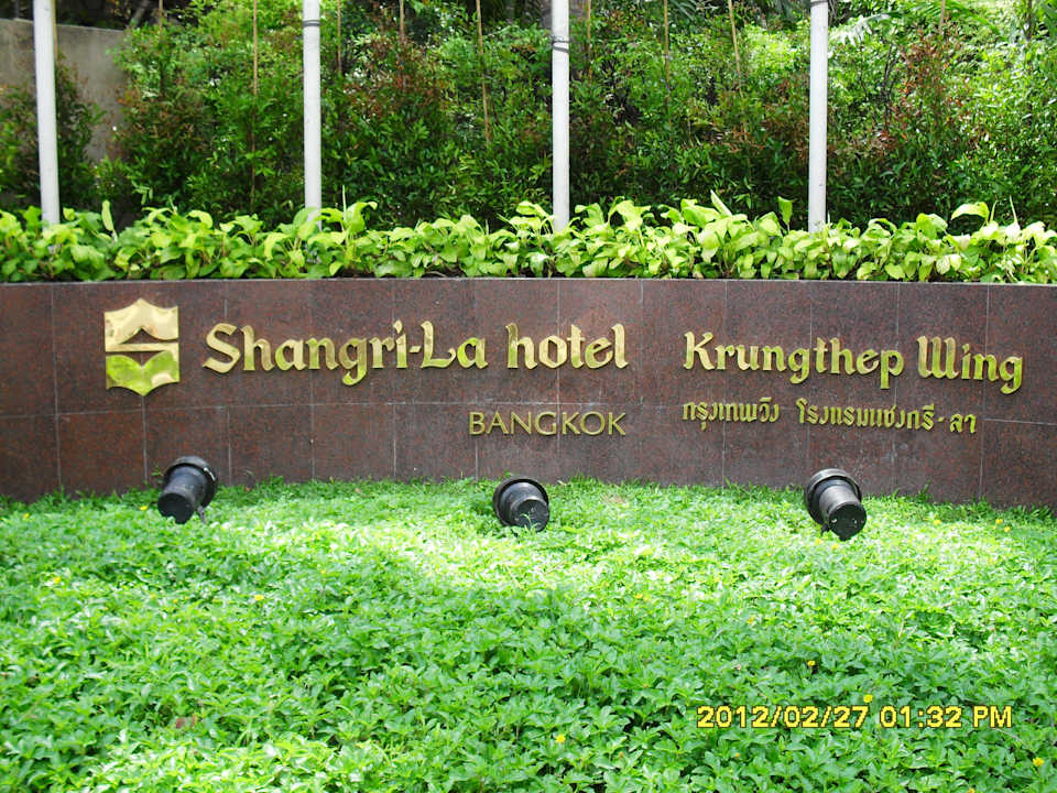 Einfahrt zum Krungthep Wing Shangri-La Hotel, Bangkok