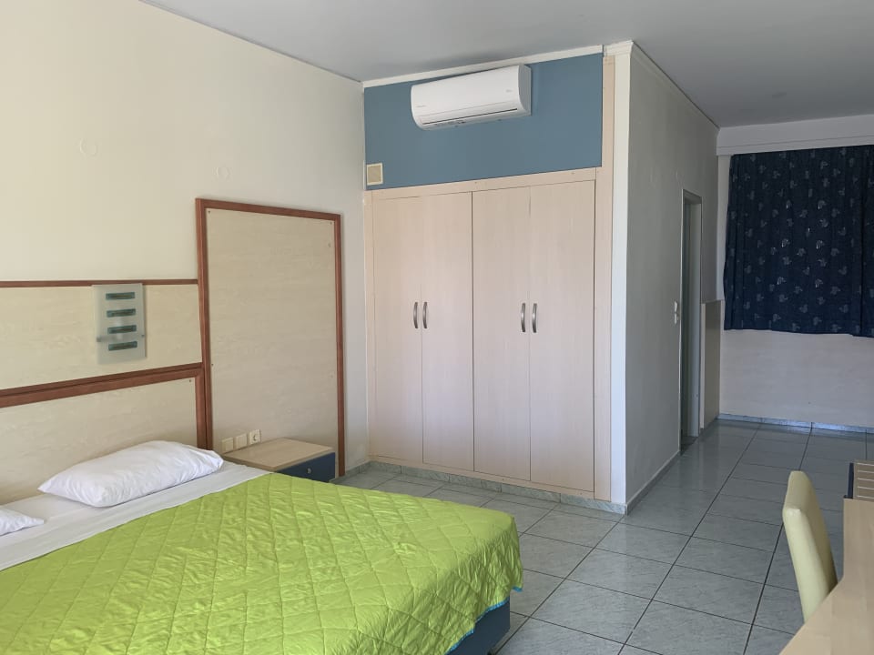 Zimmer Euro Village Achilleas Hotel