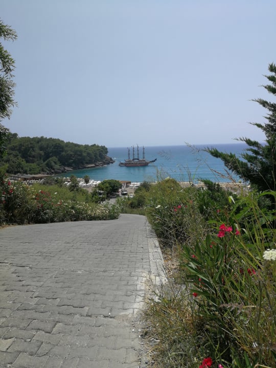 Strand Laguna Beach Alya Resort & Spa Hotel